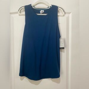 NWT champion Blue Duo Dry Top